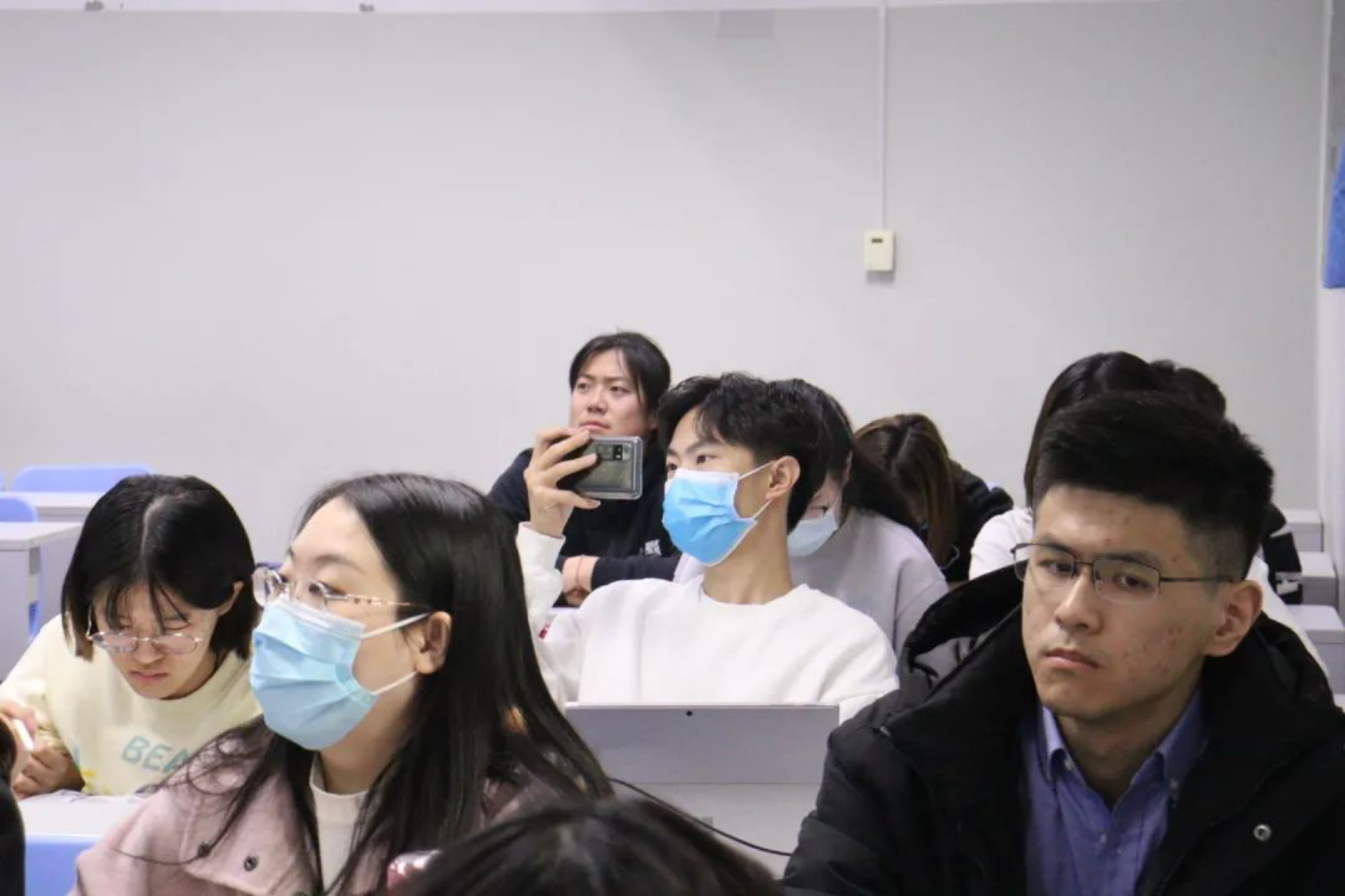 88直播足球